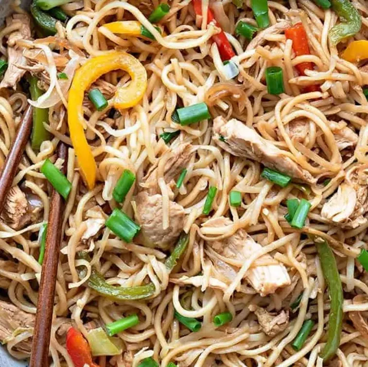 Chicken Hakka Noodles